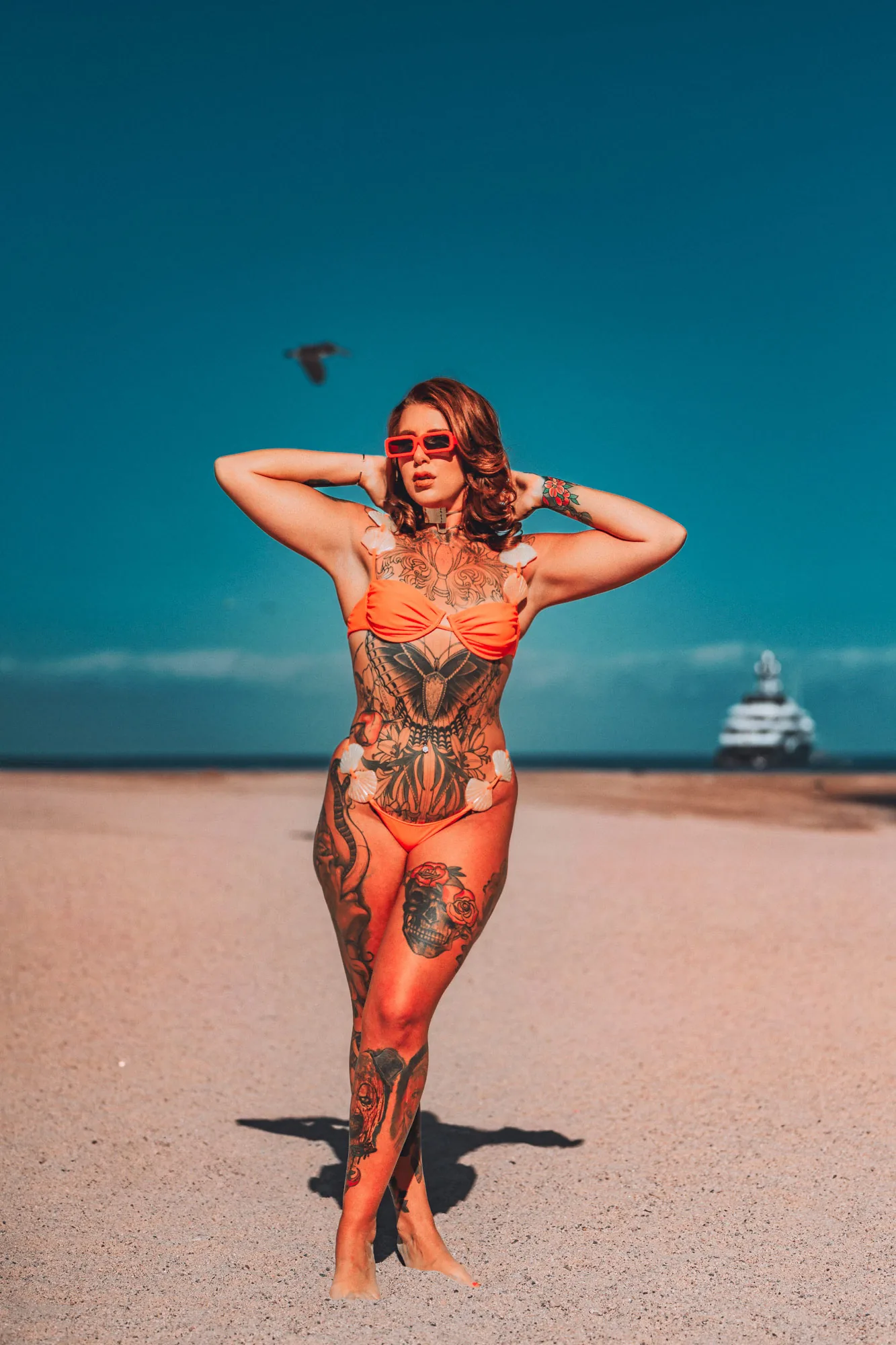 Editorial · beach